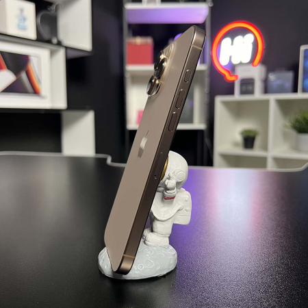 Уценка Apple iPhone 16 Pro Max 1Tb Desert Titanium IMEI: 7050 Уценка Apple iPhone 16 Pro Max 1Tb Desert Titanium IMEI: 7050