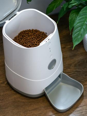 Умная автоматическая кормушка с Wi-Fi для кошек и собак Petoneer Nutri Feeder (FDW010) Белый Умная автоматическая кормушка с Wi-Fi для кошек и собак Petoneer Nutri Feeder (FDW010) Белый
