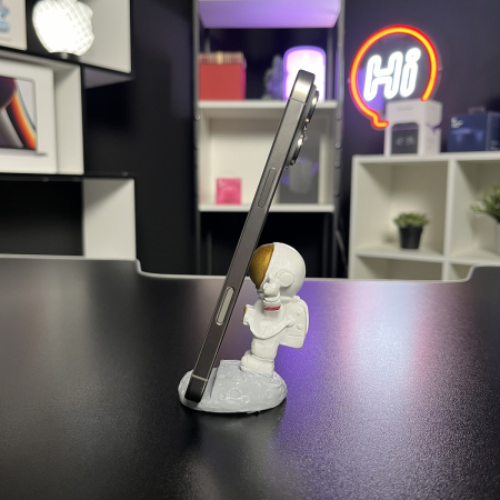 Уценка Apple iPhone 16 Pro Max 256Gb Natural Titanium IMEI: 0673 Уценка Apple iPhone 16 Pro Max 256Gb Natural Titanium IMEI: 0673