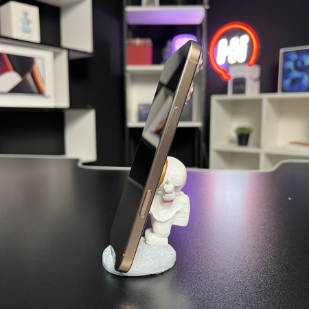 Уценка Apple iPhone 16 Pro Max 512Gb Desert Titanium IMEI: 1645 Уценка Apple iPhone 16 Pro Max 512Gb Desert Titanium IMEI: 1645