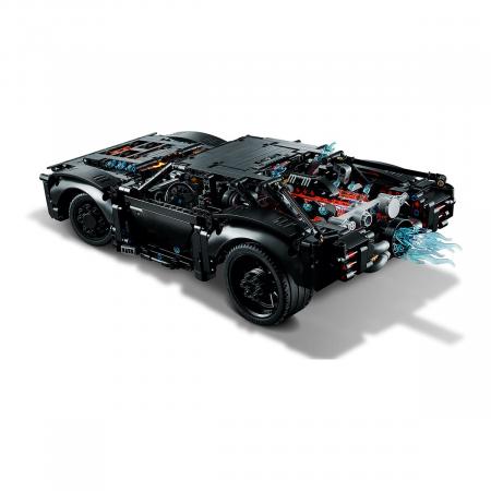 Конструктор LEGO Technic "Бэтмен: Бэтмобиль" (42127) Конструктор LEGO Technic "Бэтмен: Бэтмобиль" (42127)
