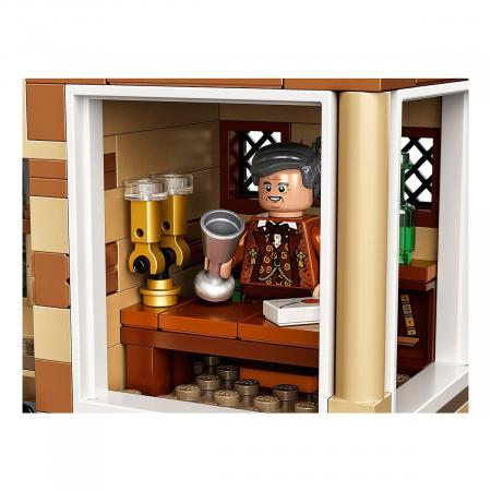 Конструктор LEGO Harry Potter "Астрономическая башня Хогвартса" (75969) Конструктор LEGO Harry Potter "Астрономическая башня Хогвартса" (75969)