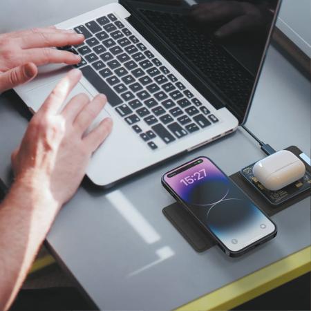 Беспроводная зарядная станция Deppa 2в1 Crystal MagSafe Fold Travel QI складная (23154) Black, черный Беспроводная зарядная станция Deppa 2в1 Crystal MagSafe Fold Travel QI складная (23154) Black, черный